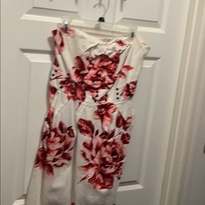 Strapless cream and rose dress with pockets